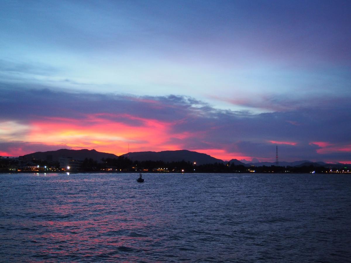 Jetty Huahin Hostel Extérieur photo